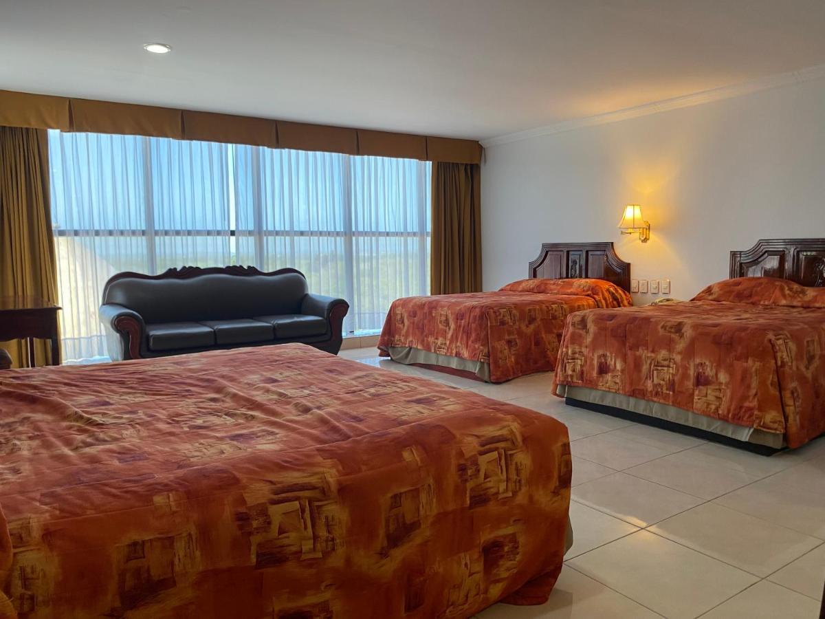 Grand Royal Tampico Hotel ภายนอก รูปภาพ
