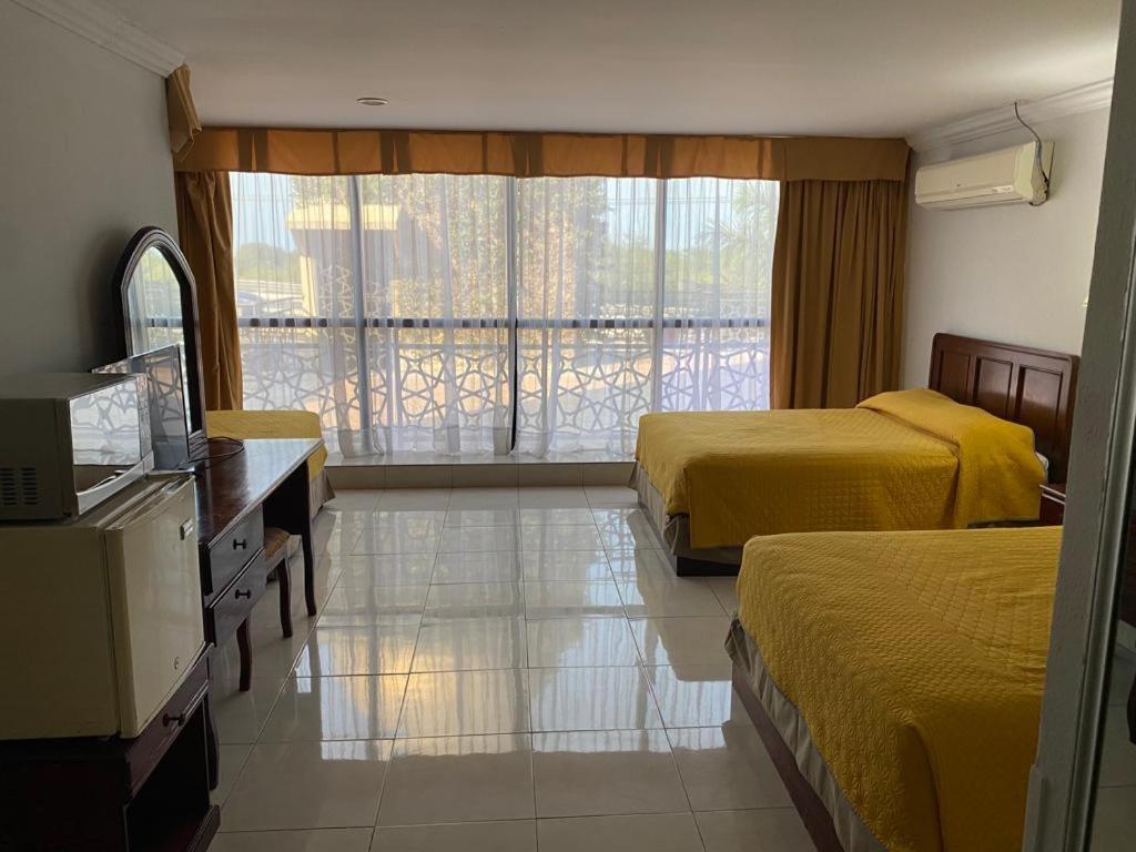Grand Royal Tampico Hotel ภายนอก รูปภาพ
