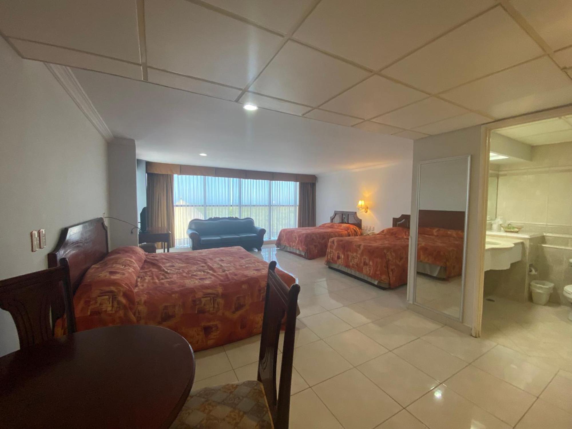 Grand Royal Tampico Hotel ภายนอก รูปภาพ