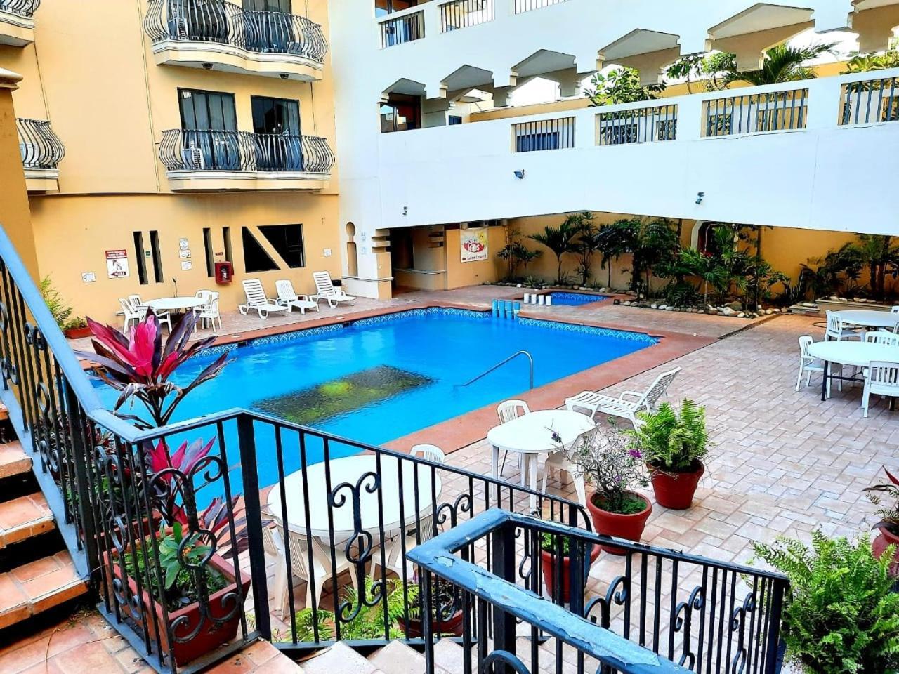 Grand Royal Tampico Hotel ภายนอก รูปภาพ